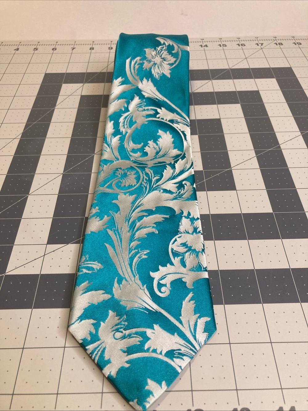 Gianni Versace Vintage 90’s Teal White Floral Silk Men’s Tie
